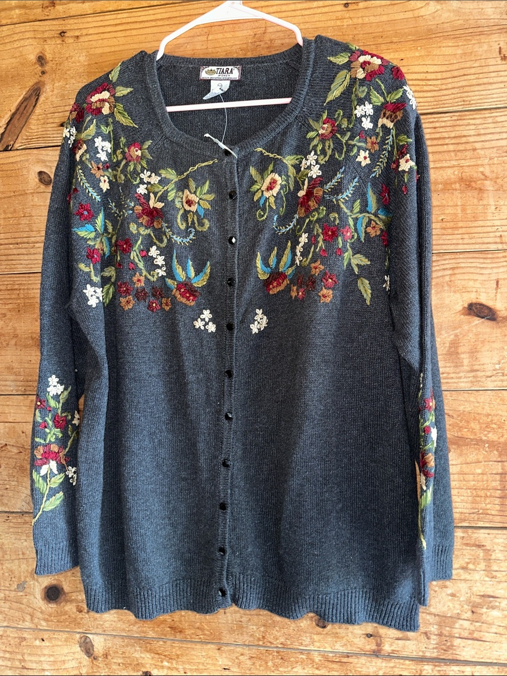 Tiara Woman Charcoal Gray Cardigan with Multicolor Floral Embroidery NWOT